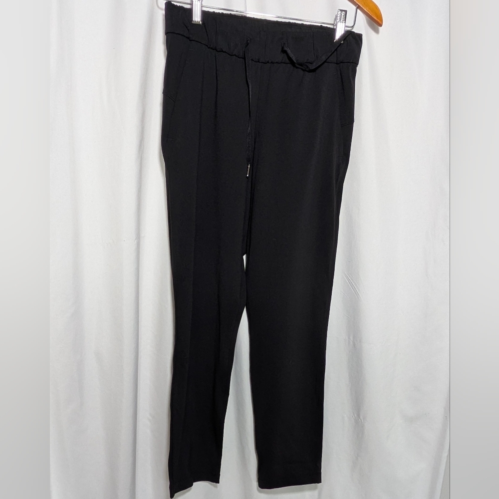 Women's Lululemon Black On the Fly Size 4 | Athletic‎ Workout Casual - Picture 4 of 14